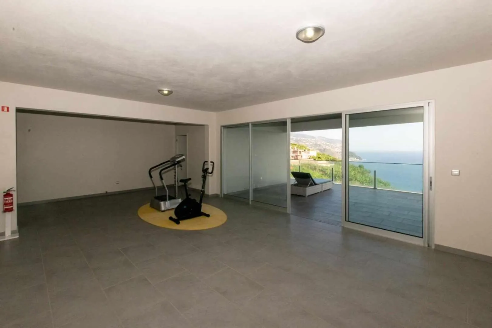 Villa Harmonia By Place Oversea With Indoor Pool 蓬他达维托亚