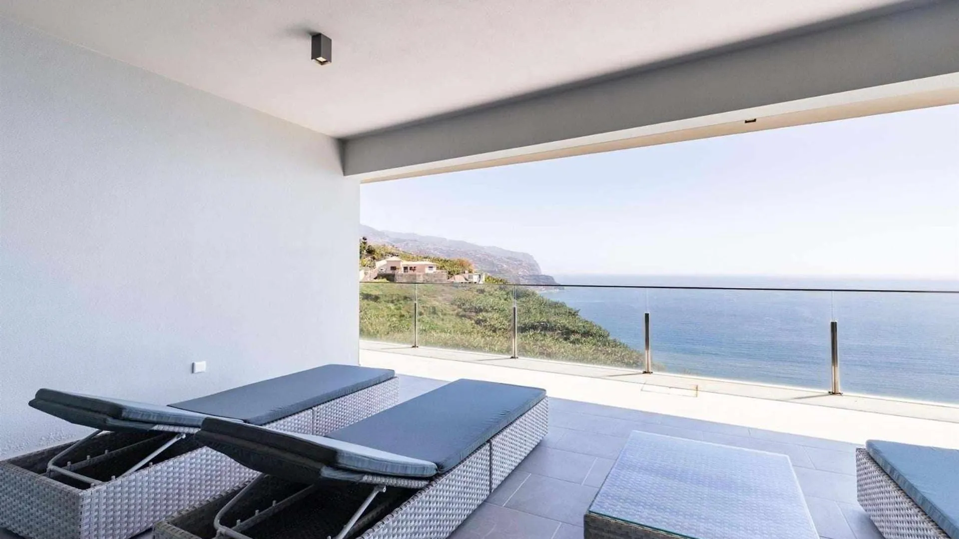 Villa Harmonia By Place Oversea With Indoor Pool Ponta do Sol